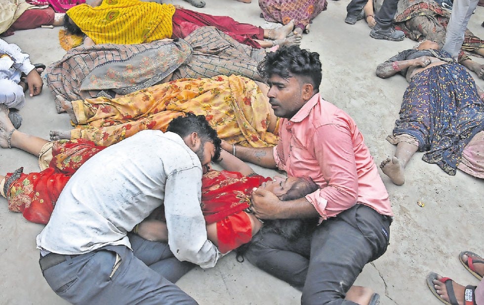 Fallecen 105 personas durante estampida