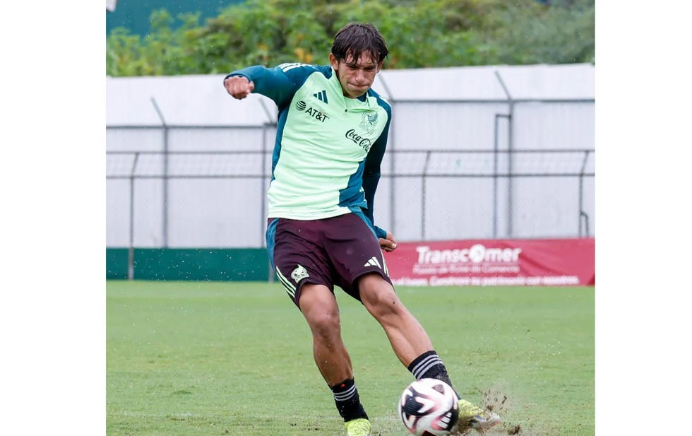 Juan López y el Tri Sub-17 debutan en el Torneo del Sol