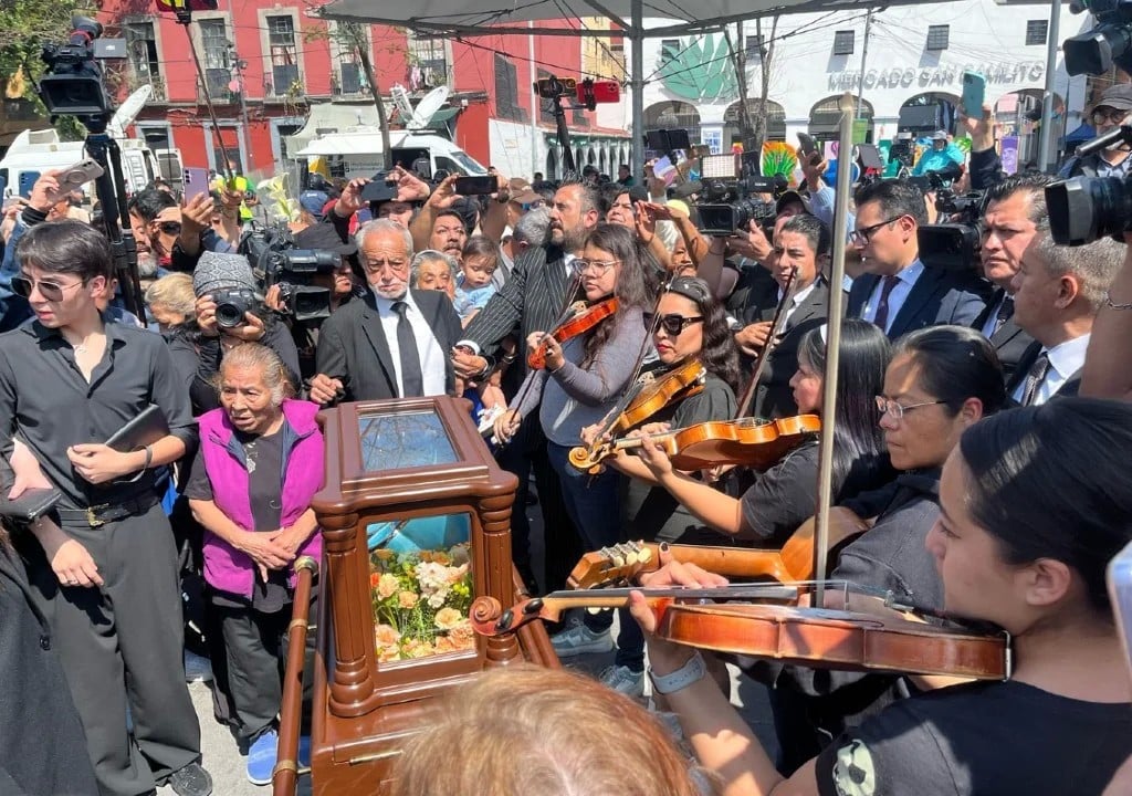 Despiden a Paquita la del Barrio en Garibaldi
