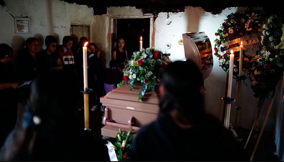 En Irimbo, Michoacán: Dan último adiós a migrante michoacano que falleció en operativo del ICE en EU
